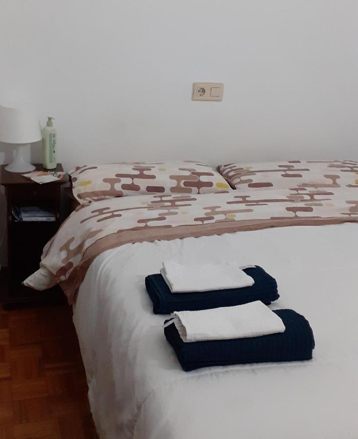 Habitacion Doble Privada En Figueres Buitenkant foto