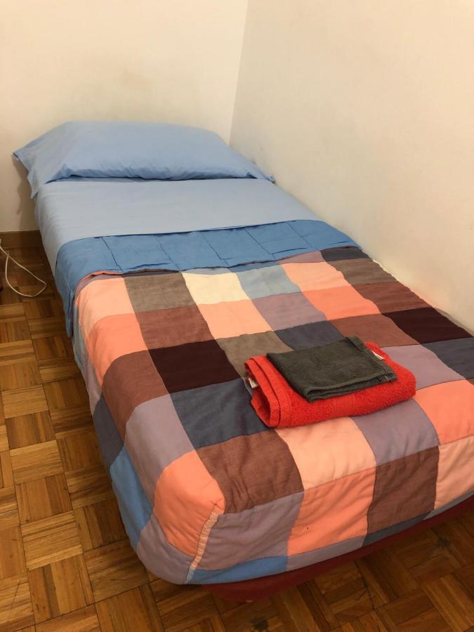 Habitacion Doble Privada En Figueres Buitenkant foto